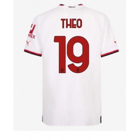 Herren Fußballbekleidung AC Milan Theo Hernandez #19 Auswärtstrikot 2022-23 Kurzarm